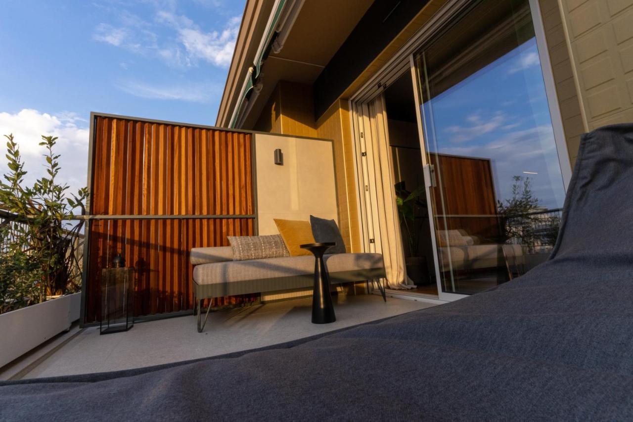 Athinaion Recreation Suites Атина Екстериор снимка